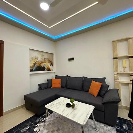 Sea View Apartament. Luxury Area In Durres Beach. Lägenhet Exteriör bild
