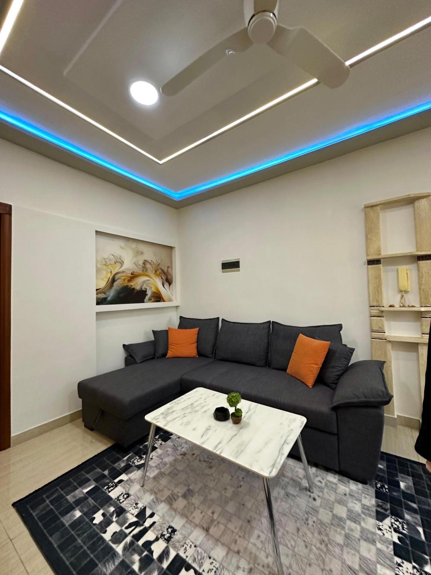Sea View Apartament. Luxury Area In Durres Beach. Lägenhet Exteriör bild